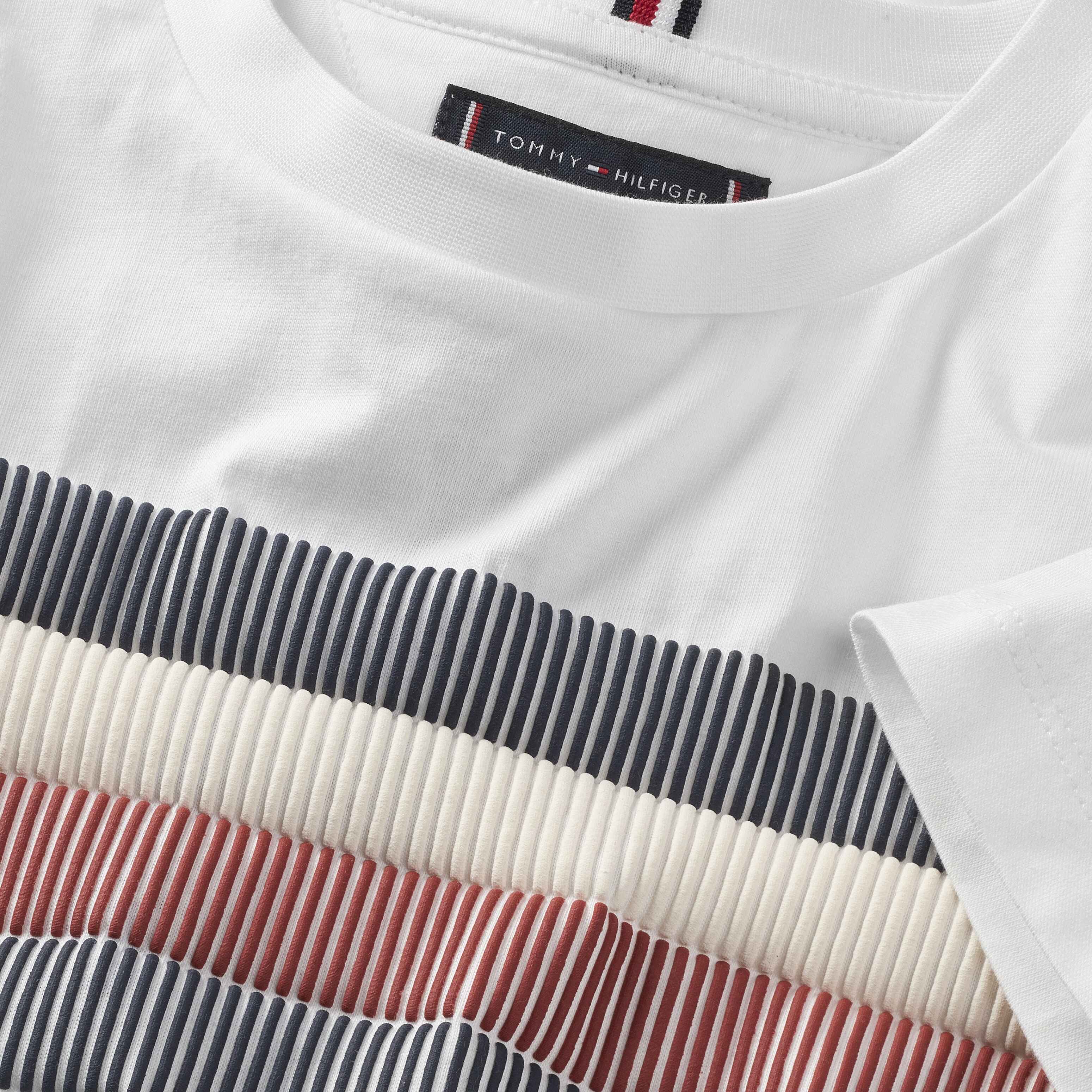 TOMMY HILFIGER - GLOBAL STRIPE PRINT TEE SS - KB0KB09385BS